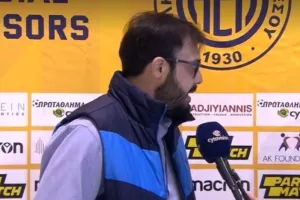 Εθνικός για Χολ: "Είχε ατύχημα, ελπίζω να είναι καλά-Είναι σοκαρισμένοι οι παίκτες"