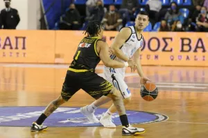 «Βασίλη, γρήγορα ξανά στα γήπεδα!»