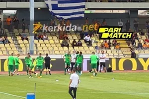 Οι 11 του Άρη - Μέσα ο Μπαμπίκα