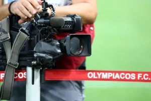 «18 εκατ. ευρώ δίνει η Cosmote στον Ολυμπιακό»