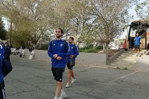 ΦΩΤΟΣ/Στο γήπεδο η Ανόρθωση