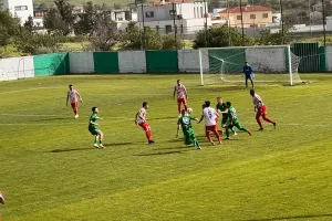 Ολυμπιάς 1-0 Νέα Σαλαμίνα: O Μουάνγκα "σόκαρε" τους "ερυθρόλευκους"! (φώτος)