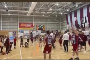 Ο... μαέστρος Ντίκσον (βίντεο)