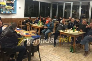 ΑΠΟΕΛ: Συνάντηση στον Άγιο Θεόδωρο (φώτος/ΚΕΡΚΙΔΑ) 