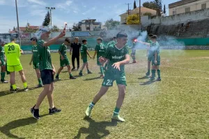 ΦΩΤΟΡΕΠΟΡΤΑΖ/πανηγυρισμοί των πρωταθλητών
