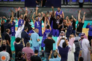 Οπαδοί στο Μπαχρέιν σήκωσαν στα χέρια τον Λίνο!