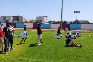Μεγάλο... βυσσινί Fan Day για καλό σκοπό! (φωτός)