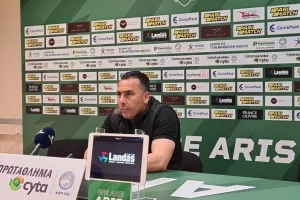 Σωφρόνης: "Ομορφιά του ποδοσφαίρου οι οργανωμένοι, πρωτάθλημα στις λεπτομέρειες"