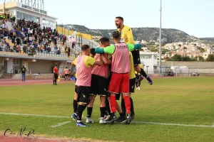 ΚΛΙΚΣ από τη νίκη στη φιέστα