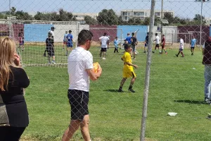 Μεγάλο... βυσσινί Fan Day για καλό σκοπό! (φωτός)