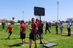Μεγάλο... βυσσινί Fan Day για καλό σκοπό! (φωτός)
