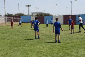 Μεγάλο... βυσσινί Fan Day για καλό σκοπό! (φωτός)