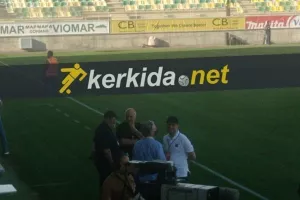 Προεδρικό πηγαδάκι πριν την σέντρα