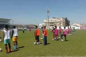 Το Kerkida.net στο Κοινοτικό Αραδίππου/ Εκδήλωση Κίτρινης Γραμμής (φώτος/βίντεο)