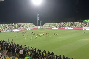 Αποδοκιμασίες και αποθέωση στην "ΑΡΕΝΑ" (ΒΙΝΤΕΟ)
