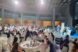 Γιορτινή βραδιά με Ηλία Βρεττό οι διαιτητές! (φώτος-βίντεο Kerkida.net)