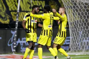 Για την πρώτη νίκη στα play off
