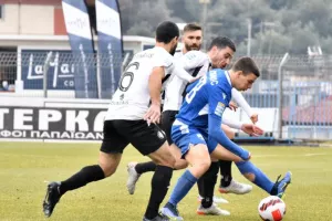 "Μάχες" σε Τρίπολη και Λαμία στην επανέναρξη των πλέι άουτ