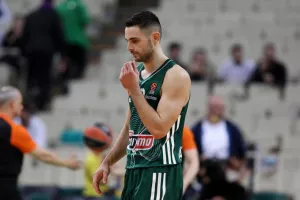 «Θέλουμε να βελτιωθούμε ενόψει πλέι οφ, βρίσκω τον εαυτό μου»