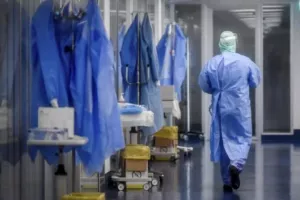 (Κύπρος) Τρεις θάνατοι, 3894 νέα περιστατικά 