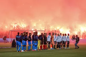 Κάηκε!