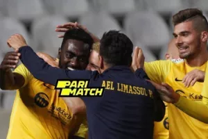Το γαλαζοκίτρινο δραματικό... διπλό
