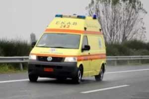 Αποζημίωση 200.000 ευρώ στην οικογένεια 33χρονου γιατί καθυστέρησε το ασθενοφόρο