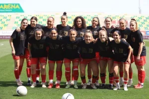 Στις Απόλλων Ladies και το κύπελλο, ολοκλήρωσαν το treble! (Φώτος)