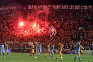 Η... τελευταία παράσταση/ΒΙΝΤΕΟ-ΦΩΤΟΣ