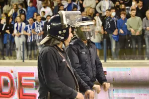 XAMOΣ στο τέλος, "κυνήγησαν" Ουάρντα! (φώτος)