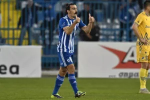 Ανόρθωση - ΑΠΟΕΛ: Η "Κυρία" πάτησε γκάζι και έριξε τεσσάρα! (φώτος)