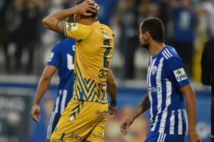 Ανόρθωση - ΑΠΟΕΛ: Η "Κυρία" πάτησε γκάζι και έριξε τεσσάρα! (φώτος)