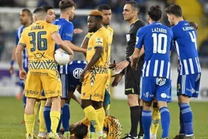 Ανόρθωση - ΑΠΟΕΛ: Η "Κυρία" πάτησε γκάζι και έριξε τεσσάρα! (φώτος)