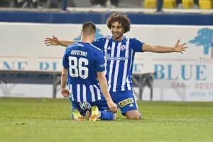 Ανόρθωση - ΑΠΟΕΛ: Η "Κυρία" πάτησε γκάζι και έριξε τεσσάρα! (φώτος)