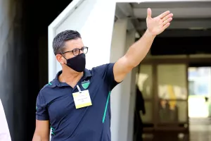 Προανήγγειλε δημοσιογραφική διάσκεψη ο Τορναρίτης 