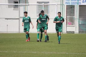 Το φωτορεπορτάζ της νίκης που ανέδειξε την Ομόνοια Κ15 πρωταθλήτρια!