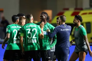 ΑΕΛ - Ολυμπιακός: "Κλείδωσε" παραμονή με... "τεσσάρα"!