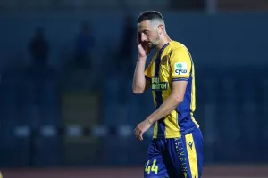 ΑΕΛ - Ολυμπιακός: "Κλείδωσε" παραμονή με... "τεσσάρα"!