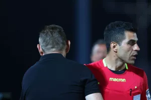 ΑΕΛ - Ολυμπιακός: "Κλείδωσε" παραμονή με... "τεσσάρα"!