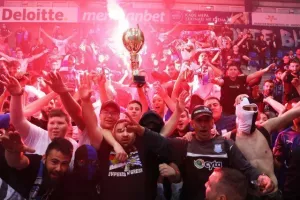 H απονομή στις πρωταθλήτριες! (Φώτος/Bίντεο)