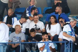 Απόλλωνας-Πάφος: Φωτορεπορτάζ απ' τις κερκίδες του Τσιρείου