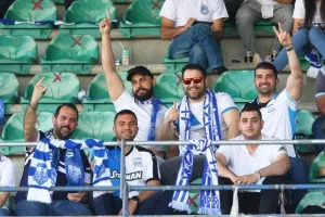 Απόλλωνας-Πάφος: Φωτορεπορτάζ απ' τις κερκίδες του Τσιρείου