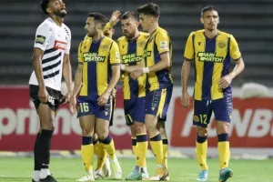 ΠΑΕΕΚ - ΑΕΛ: Διπλό η ΑΕΛ, "αντίο" με το κεφάλι ψηλά οι Κερυνειώτες (Φώτος)