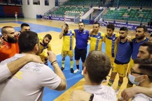 Ομόνοια 2-4 ΑΠΟΕΛ: "Χρυσός" Ιακώβου, γαλαζοκίτρινο νταμπλ! (φώτος)