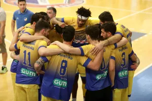 ΑΠΟΕΛ - Κεραυνός: ΘΡΙΛΕΡ, break και... πλεονέκτημα! (φώτος)
