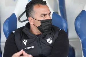 Ανόρθωση - ΑΠΟΕΛ: Η "Κυρία" πάτησε γκάζι και έριξε τεσσάρα! (φώτος)