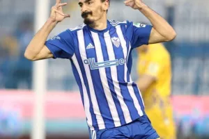 Ανόρθωση - ΑΠΟΕΛ: Η "Κυρία" πάτησε γκάζι και έριξε τεσσάρα! (φώτος)