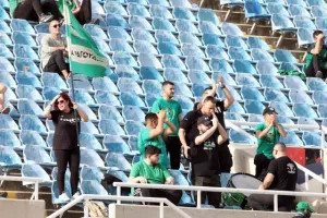 Ομόνοια - ΠΑΕΕΚ: Η πρώτη του Λένον ήταν γεμάτη! (φώτος) 