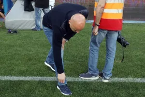 Ανόρθωση - ΑΠΟΕΛ: Τέσσερις (!) κόκκινες, ένα γκολ και η "Κυρία" στα ημιτελικά (φώτος)