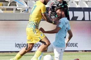 ΑΠΟΕΛ - Πάφος: Ο Ζαμπάλα κέρασε τους Πορτοκαλί, οι γαλαζοκίτρινοι είναι εδώ! (φώτος)